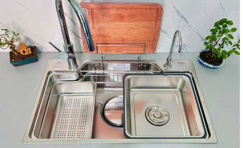 Combo bộ Chậu rửa bát chống xước Gento GT04-7848 Premium ( dày 4 li cạnh vuông)- Vòi rửa bát rút dây